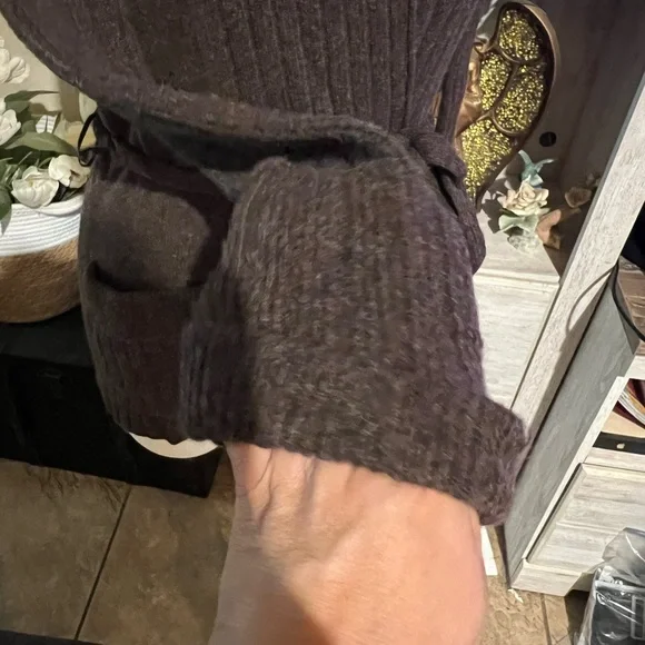 Marc Jacobs Lambs Wool Dark Brown Knitwear Cardigan with leather buttons size M - Picture 9 of 13